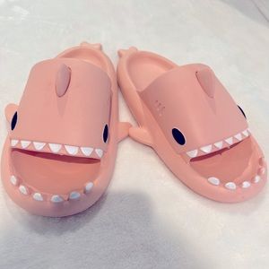 Light Pink Shark Slides Size 11.5/12 New